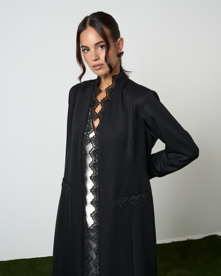 Lace Noir Luchy Line